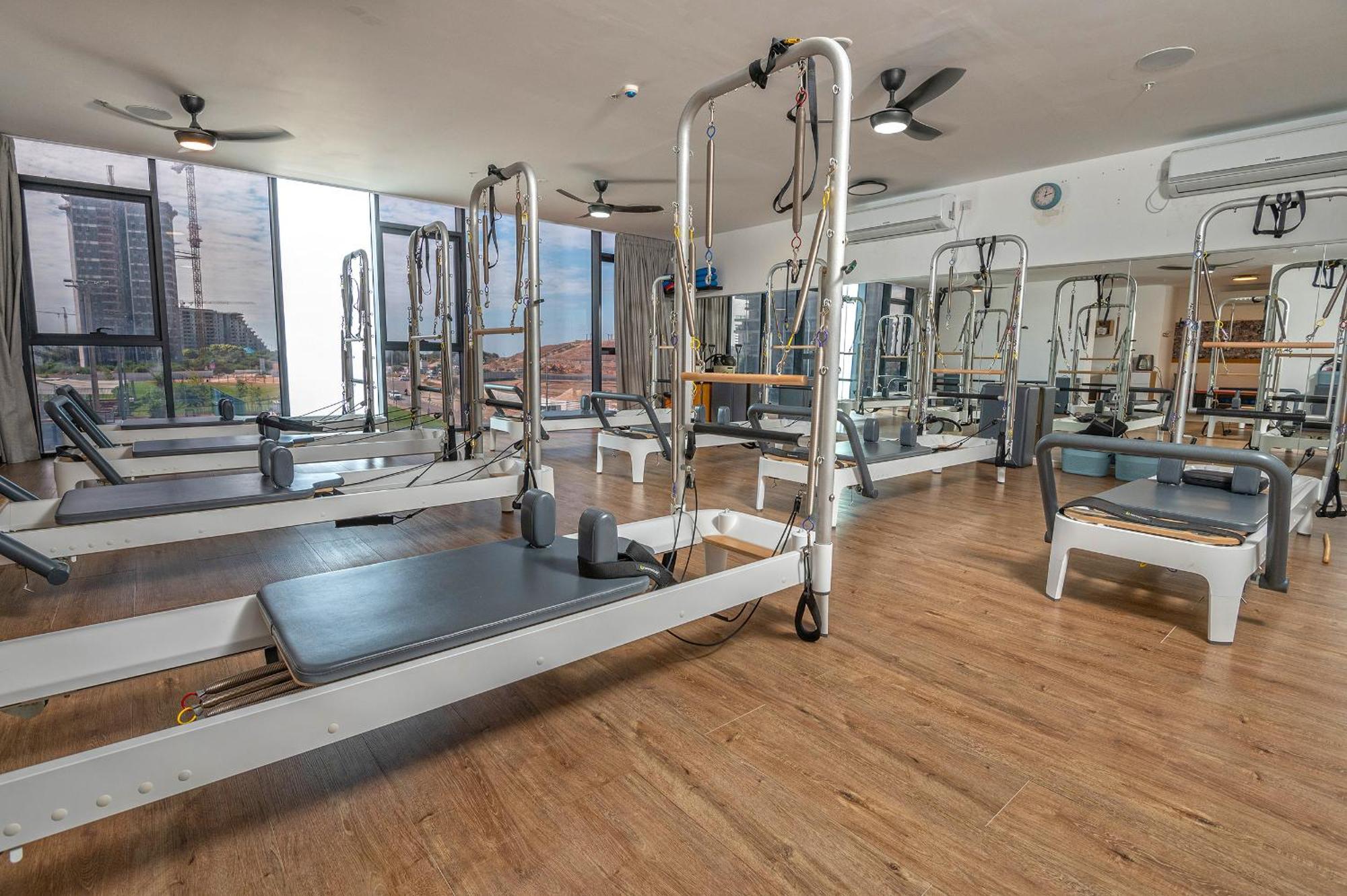 Hi-Yam Seaview Apartments & Suites - יש ממ"ד Bat Yam Exteriör bild