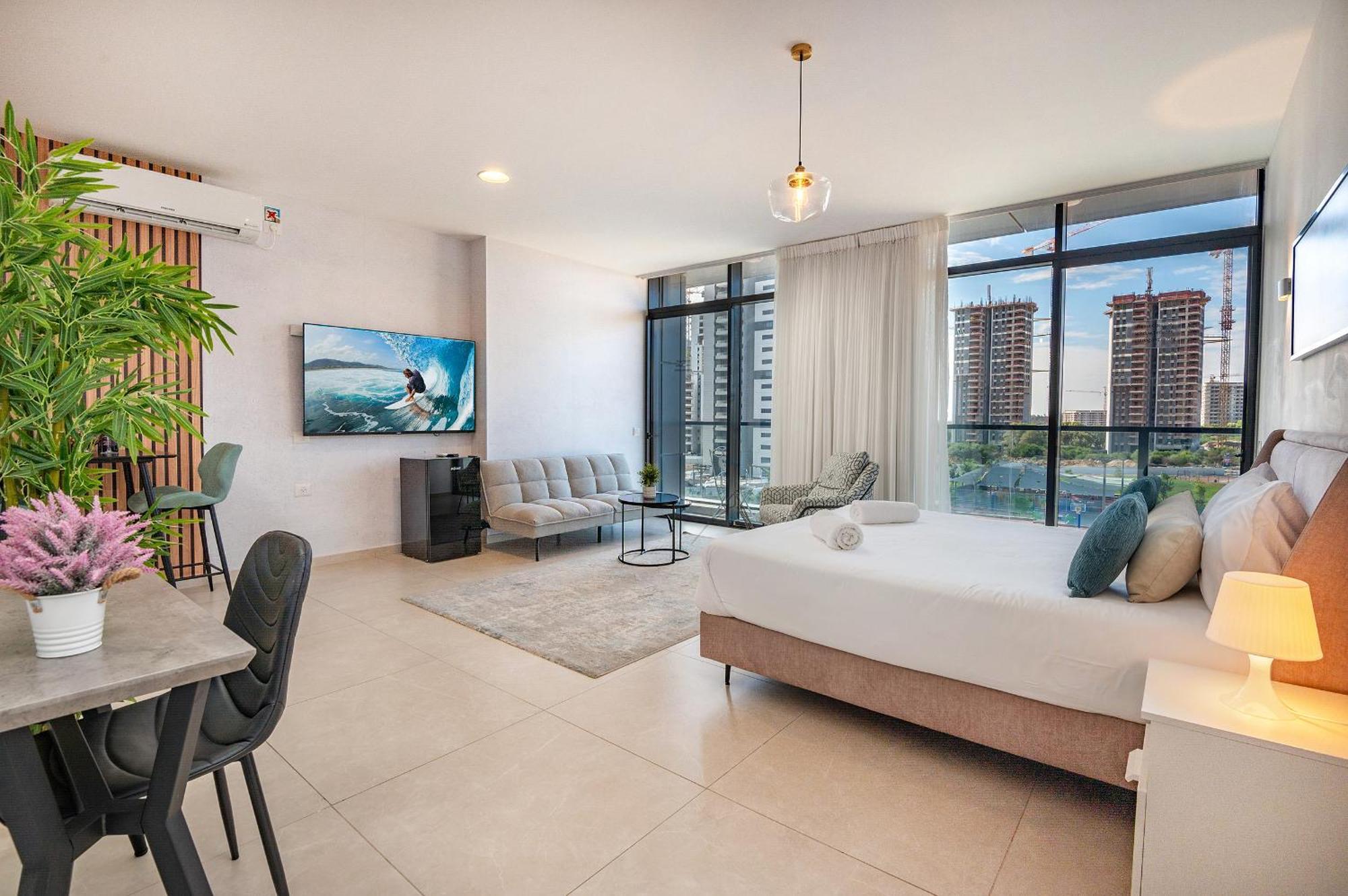 Hi-Yam Seaview Apartments & Suites - יש ממ"ד Bat Yam Exteriör bild